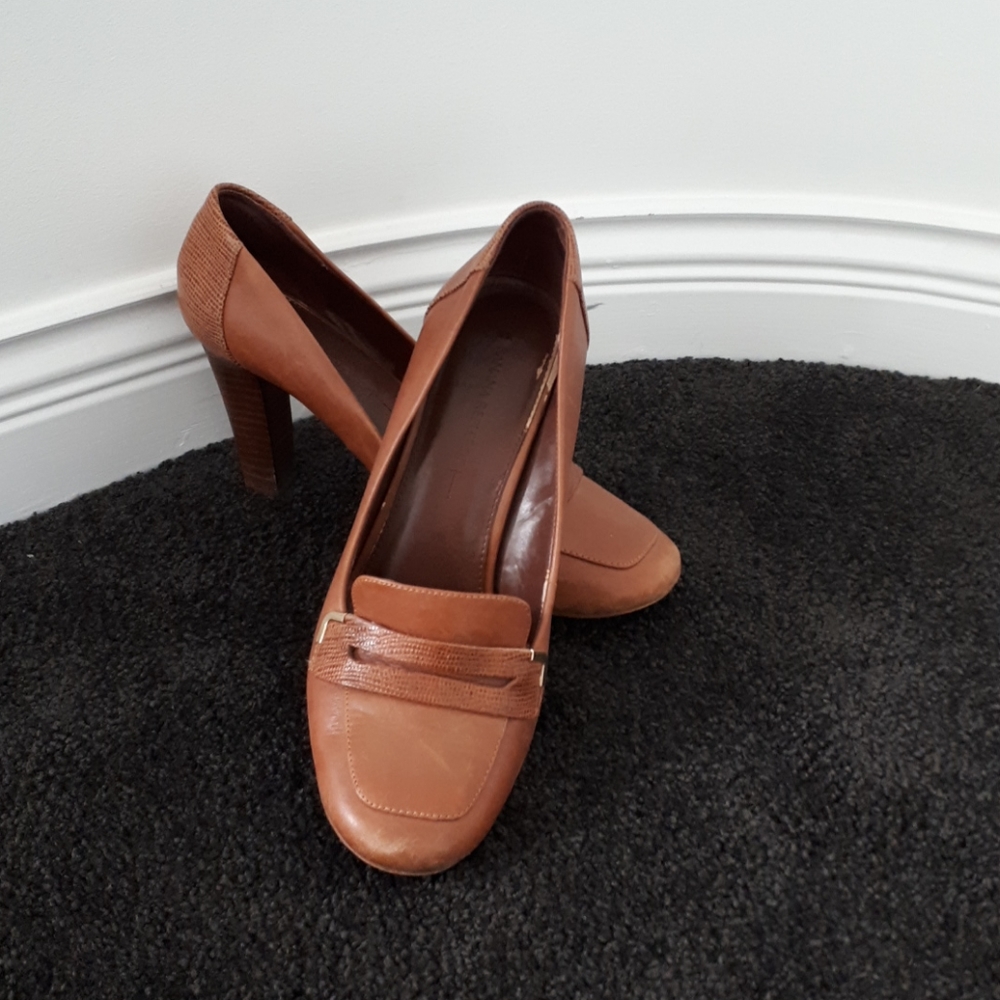 Tan brown heels